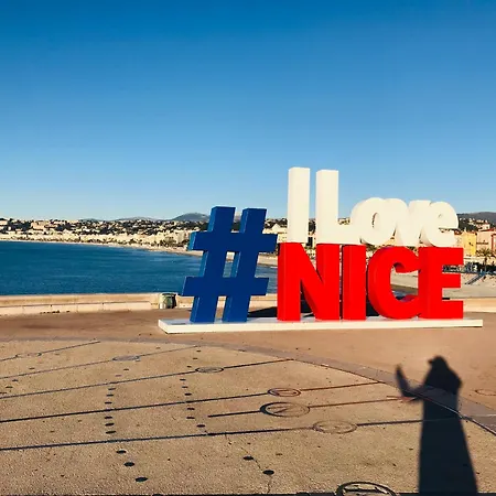 Amber - Highlights And Διαμέρισμα