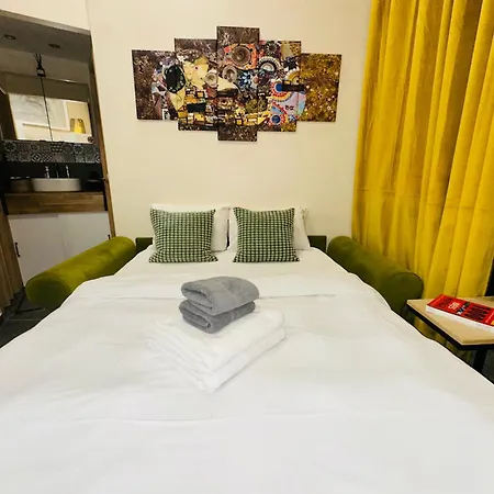 Amber - Highlights And Apartman *