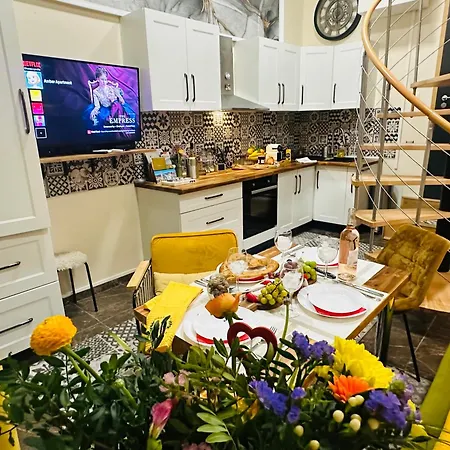 Amber - Highlights And