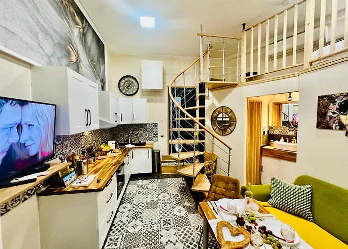 Amber - Highlights And Apartamento